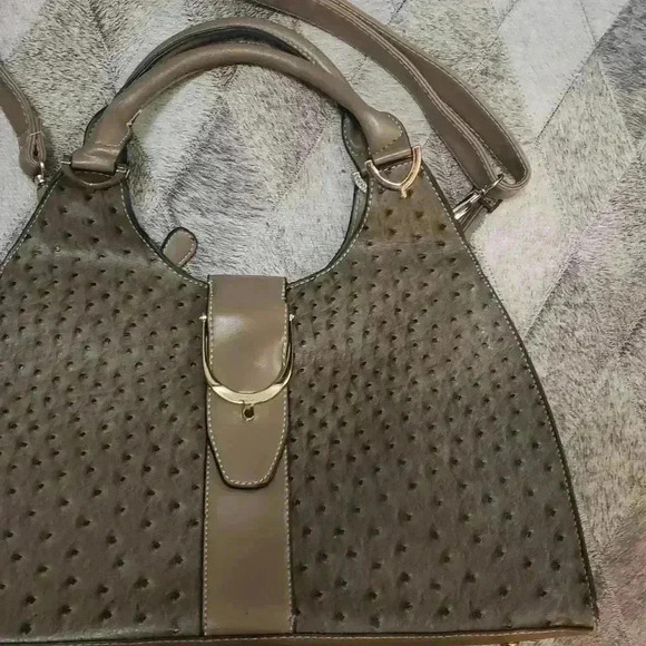 Ostrich Print Handbag w/Strap - Picture 2 of 8